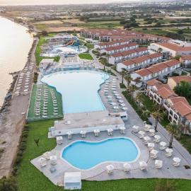 White Olive Marine Aquapark: Tigaki'de bir otel