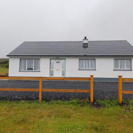 Teach Molcamor, Achill Island، فندق في Salia