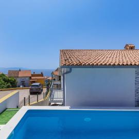 Apartment Tatiana by Interhome