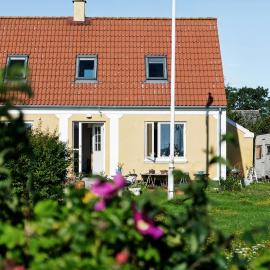 Cottage With Nostalgic Fisherman's House Vibe, hotel di Gørlev