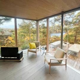 Architect-Designed Cabin With Fjordviews, khách sạn ở Risør