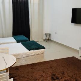 Muscat Airport Guesthouse All Private Ensuite Rooms, hotel i Muscat