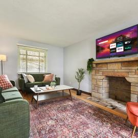 Cozy 3-bedroom family home - sleeps 8, great coffee, Hotel in Pittsburgh