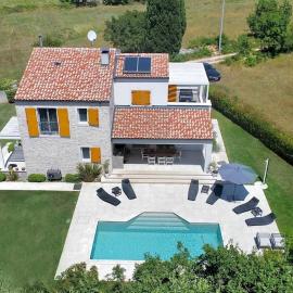 Villa Sveti Kirin, hótel í Vodnjan