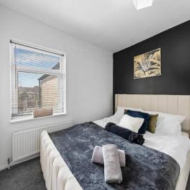 3 bed house in historic Rochester