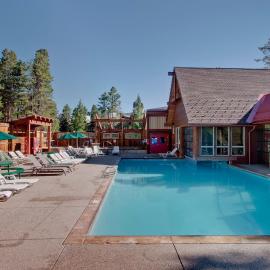 Pine Ridge Condos, hotel v mestu Breckenridge