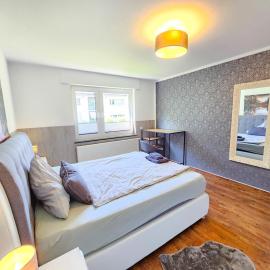 EcoCube 141 - Terrasse, 3Zimmer, Waschmaschine, Backofen, 5Pers, hotel in Meppen