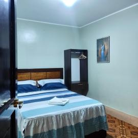 Hostal Leon Tingo María、ティンゴ・マリアのホテル