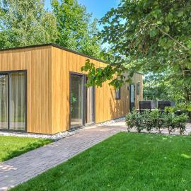 Nice Home In Oosterwolde With Wifi, hotel a Oosterwolde