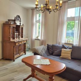 Ferienhaus Bärbel Großes Ferienhaus nahe Quedlinburg, Hotel in Ditfurt