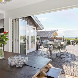Beach House With Sea View At Stillinge Strand, hotel em Slagelse
