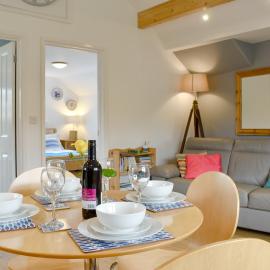 Purbeck Apartment, hotel in Chideock