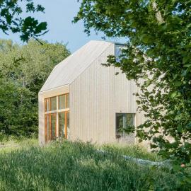 Country Holiday Home Experience Design & Nature, Hotel in Skäret