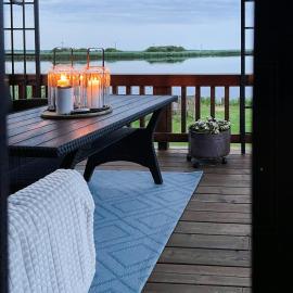 Protected Fjord Cabin With Fjord Views, hotel i Randers