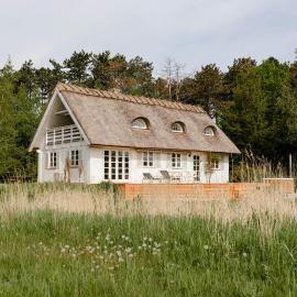 Protected Nature At Thatched Gem: Gørlev şehrinde bir otel