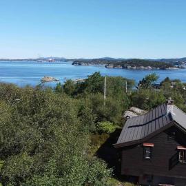 Charming Artist's Cabin With Sea View Near Bergen
