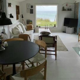Ballen에 위치한 호텔 Authentic Beach House In Ballen