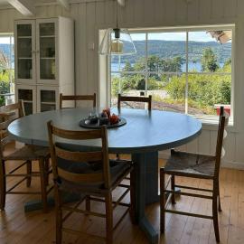 Fjord Cabin With Sea View South Of Drøbak, hotel en Drøbak