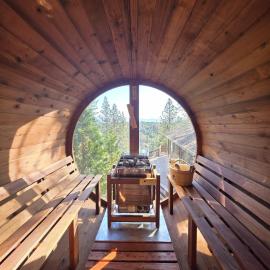Private Lakeview Yosemite Full House El Capitan with Panoramic Sauna, Seasonal HotTub, WiFi, hotel in Groveland