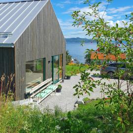 Lensvik में, होटल Architect-Designed Cabin With Beach Nearby