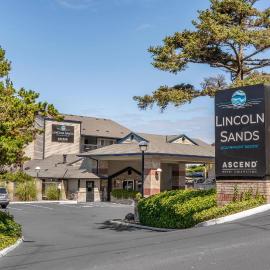 Lincoln Sands Oceanfront Resort, an Ascend Collection Hotel, hótel í Lincoln City