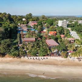 Baansuan Aokhai Beach Resort, hotel u gradu 'Mae Pim'
