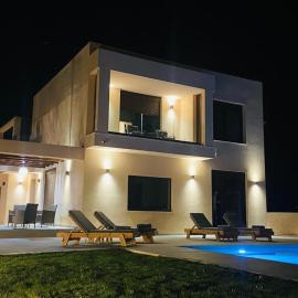 Villa Optimal, hotel ad Áyios Kírikos