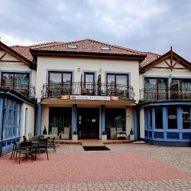 Dworek Bursztynowy, viešbutis mieste Karwia