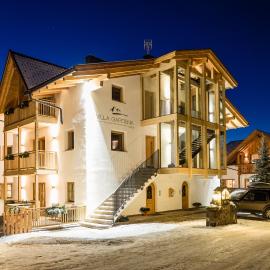 Apartments Villa Gardena - Gardenahotels, hotel in Selva di Val Gardena