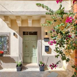 Jade - Stylish Zabbar Hideaway, hotel Żabbar városában