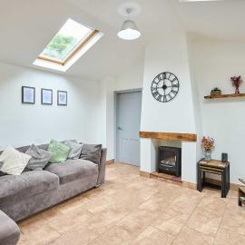 Host & Stay - Kestrel Cottage, hotel sa Happisburgh