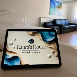 Laura's House, хотел в Пасоскуро