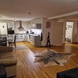 Tomelilla Österlen Kammakaregatan Annexet、トメリラのホテル