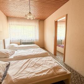 Hotel am Wehr, khách sạn ở Bollendorf