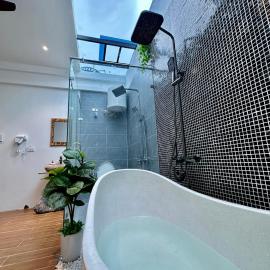 Bay Luxury Villa- OCP2 - Self Checkin – hotel w mieście HÆ°ng YÃªn
