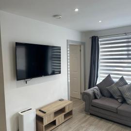 Noahs Corner, hotel in Milford Haven