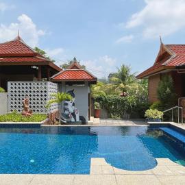 Baleeyan, hotel sa Thalang