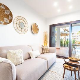 Cozy & Stylish Stay - by Almería Rentals，普爾皮的飯店
