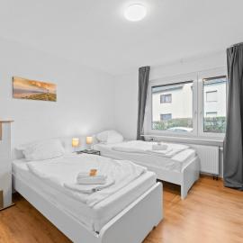 Worker Apartments Oberboihingen near Stuttgart, Autobahn A8, Parking, Wifi, Smart TV