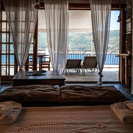 Roditses Beach Sea Front Apartments, hotel in Samos