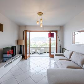 Private Parking - Sea View - Terrace - AC, hotel en Lavagna