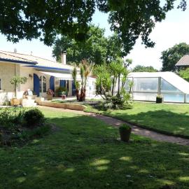 T2 Climatise sur le BASSIN D ARCACHON, hotel in Gujan-Mestras
