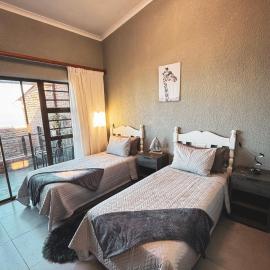 Lilies & Leopards B&B