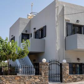 Alexandros beach house in Plaka Elounda