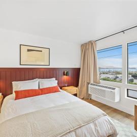 Walkable luxe studio with view 2