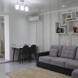 KMOD Studio, hotel v destinaci Komrat