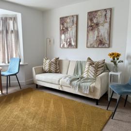 Private Spacious One-Bedroom Flat - Located Between the City Centre and the New Forest, hotel u gradu Toton