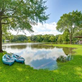 Lake Tawakoni Access + Hot Tub - Wills Point Home!、Wills Pointのホテル