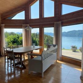 Fjordview Family Cabin, hotell sihtkohas Strand