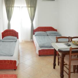 Zlatni Pijesak - Apartmani Čanj, hotell sihtkohas Čanj